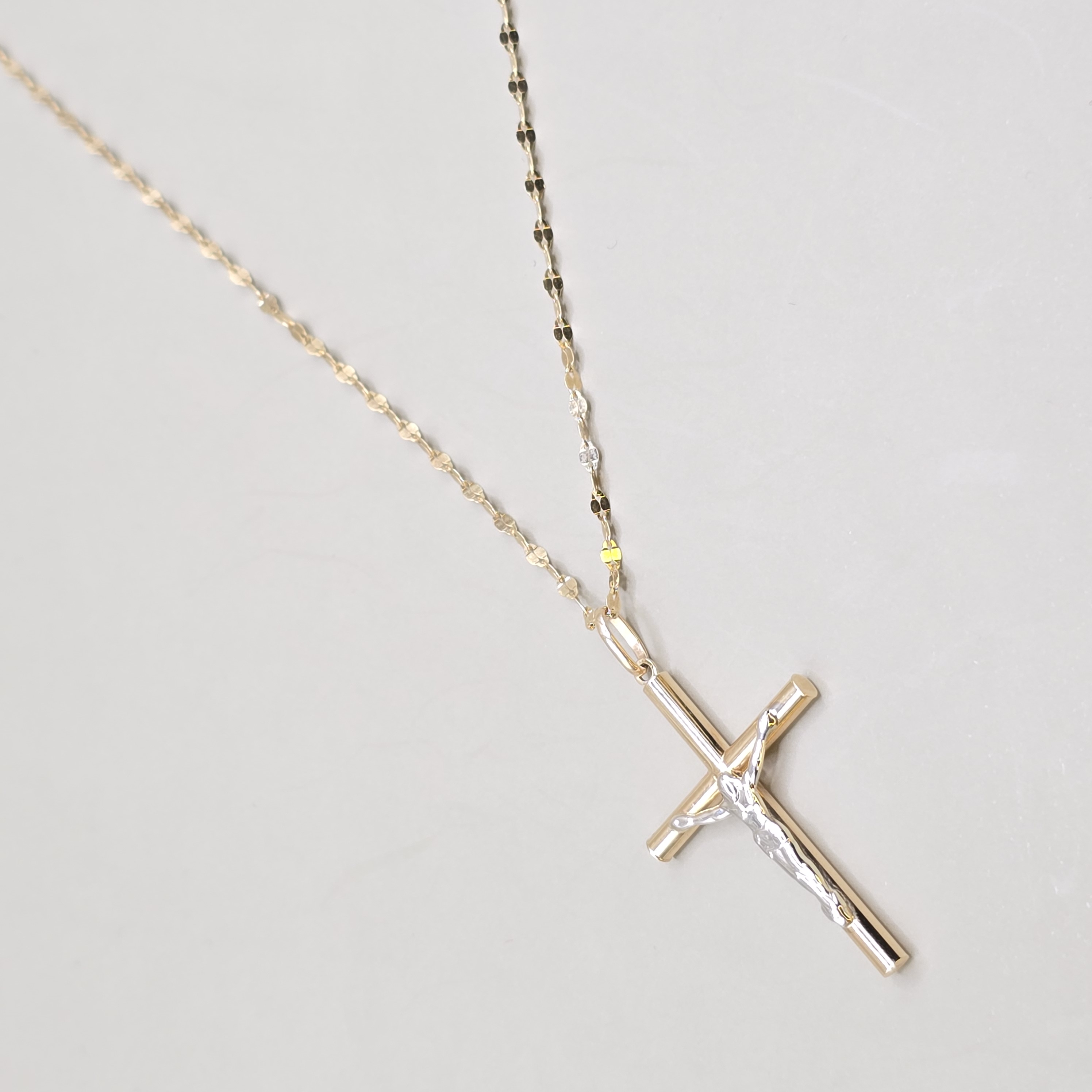 Conjunto Fe que resplandece: Cadena + Dije